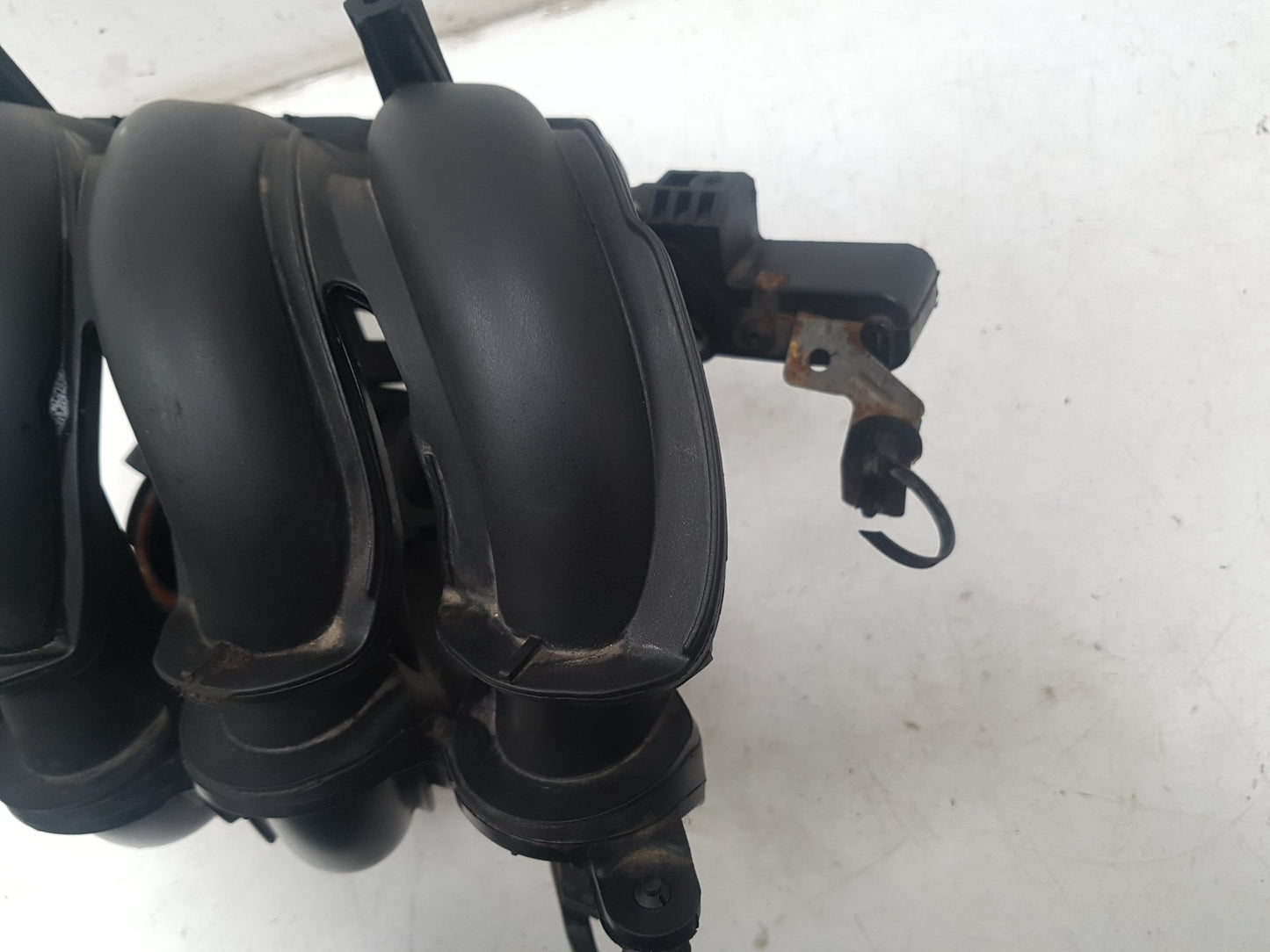 2005 - 2012 Volvo S40  Saloon Intake Manifold 31493338
