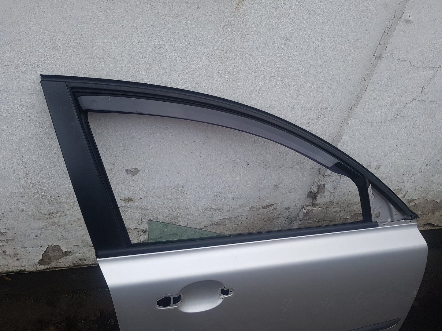 2004 - 2010 Volvo V50   Estate DOOR - BARE (FRONT DRIVER SIDE)
