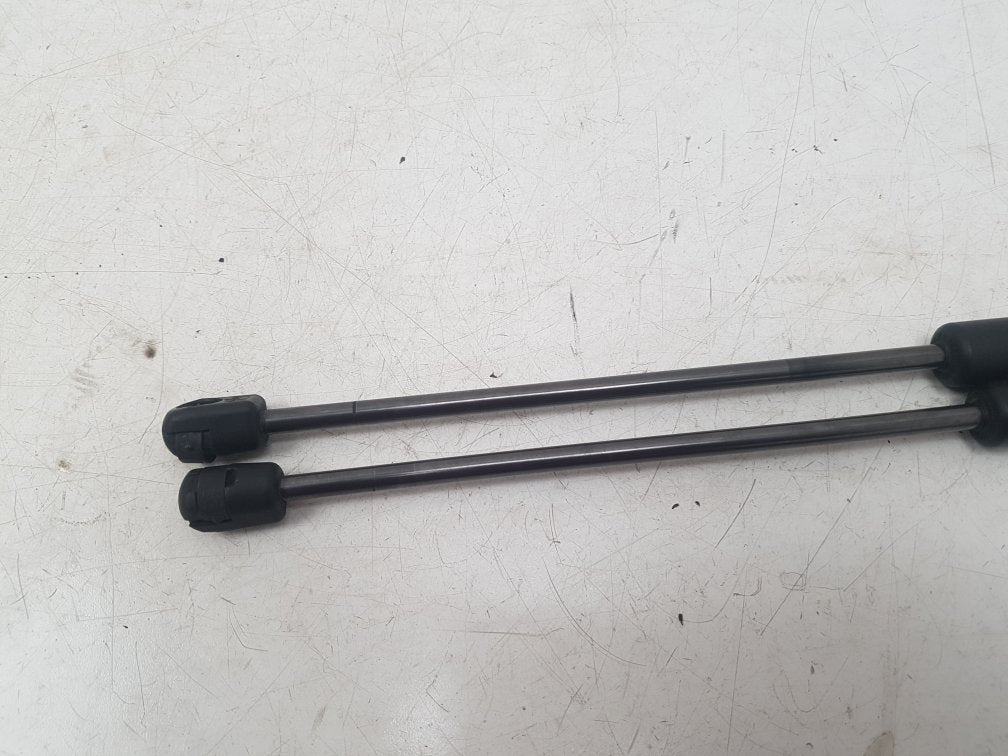 2010 - 2019 Volvo V60  Estate TAILGATE STRUTS (PAIR) 31297080