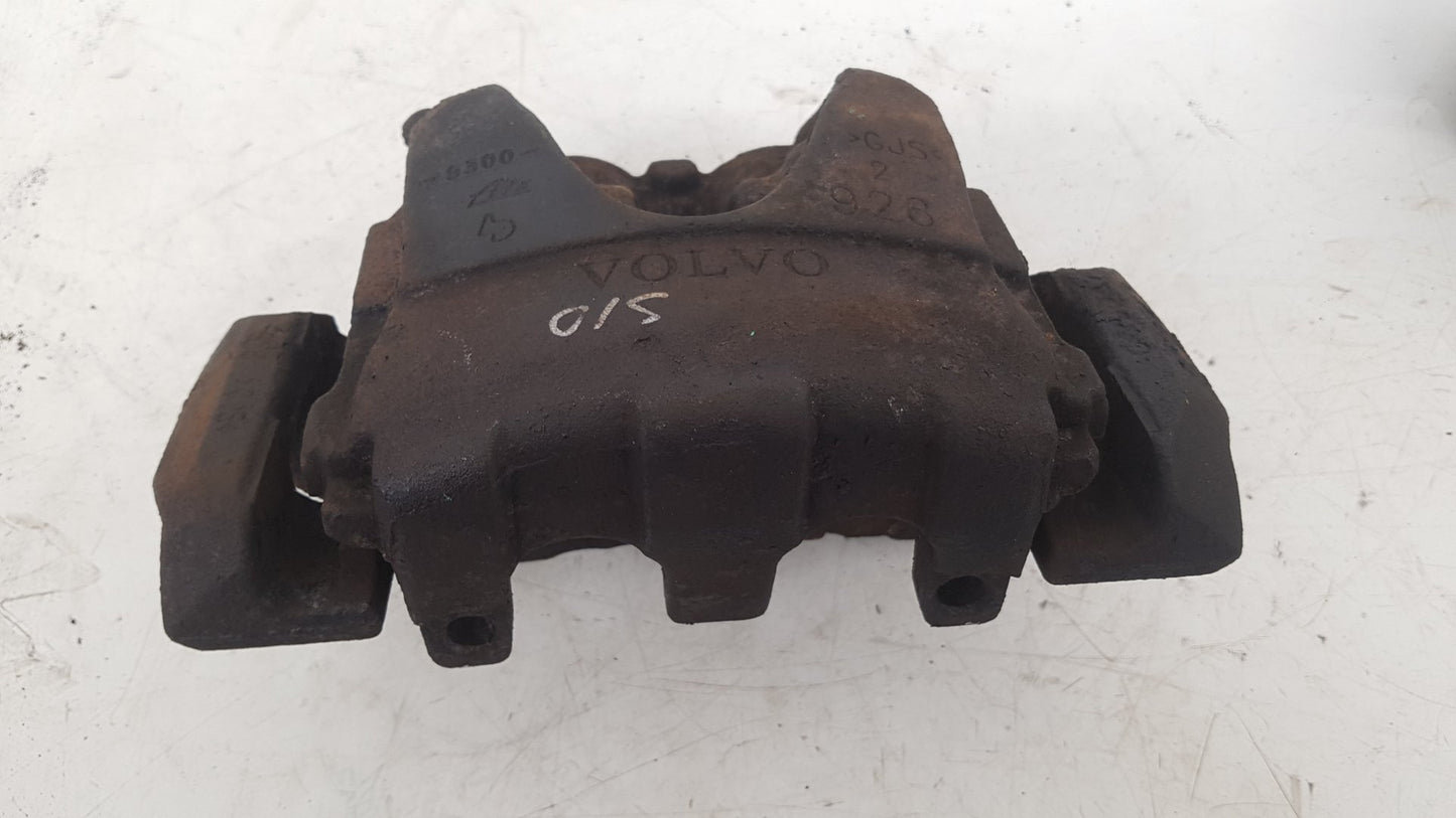 2004 - 2007 Volvo XC70  Estate Right Front Caliper