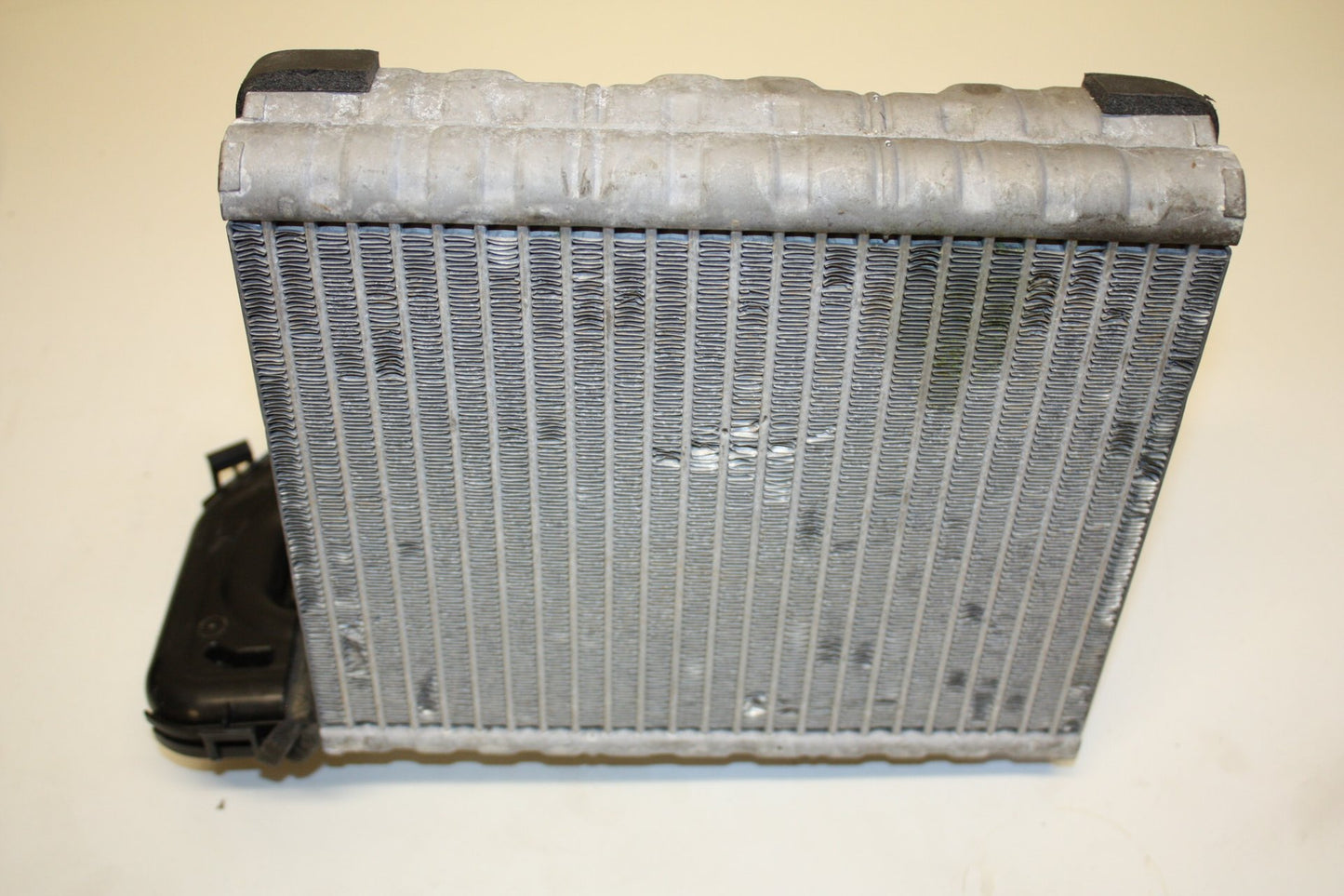 2007 - 2014 Volvo V70   AIR CON EVAPORATOR