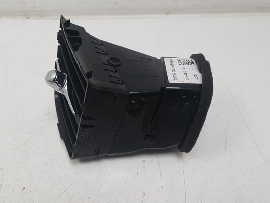 2019 - 2021 Volvo XC40 536 Estate Air Vent 31477876