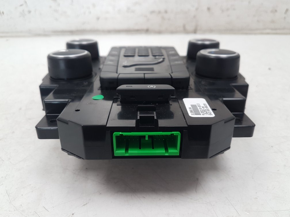 2012 - 2016 Volvo V40  Hatchback Heater Controls 31288104