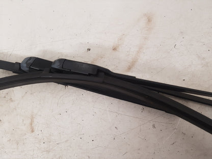 2010 - 2017 Volvo XC60  Estate FRONT WIPER ARMS (PAIR) 30753530
