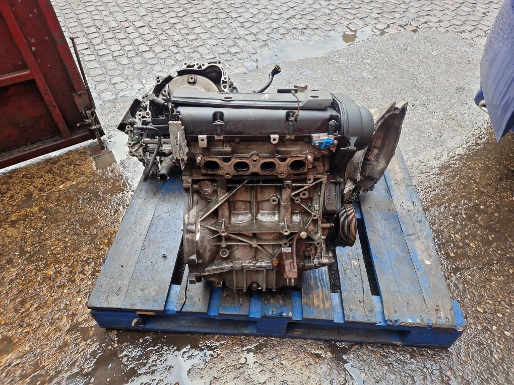 2005 - 2012 Volvo S40  Saloon Engine 6906022