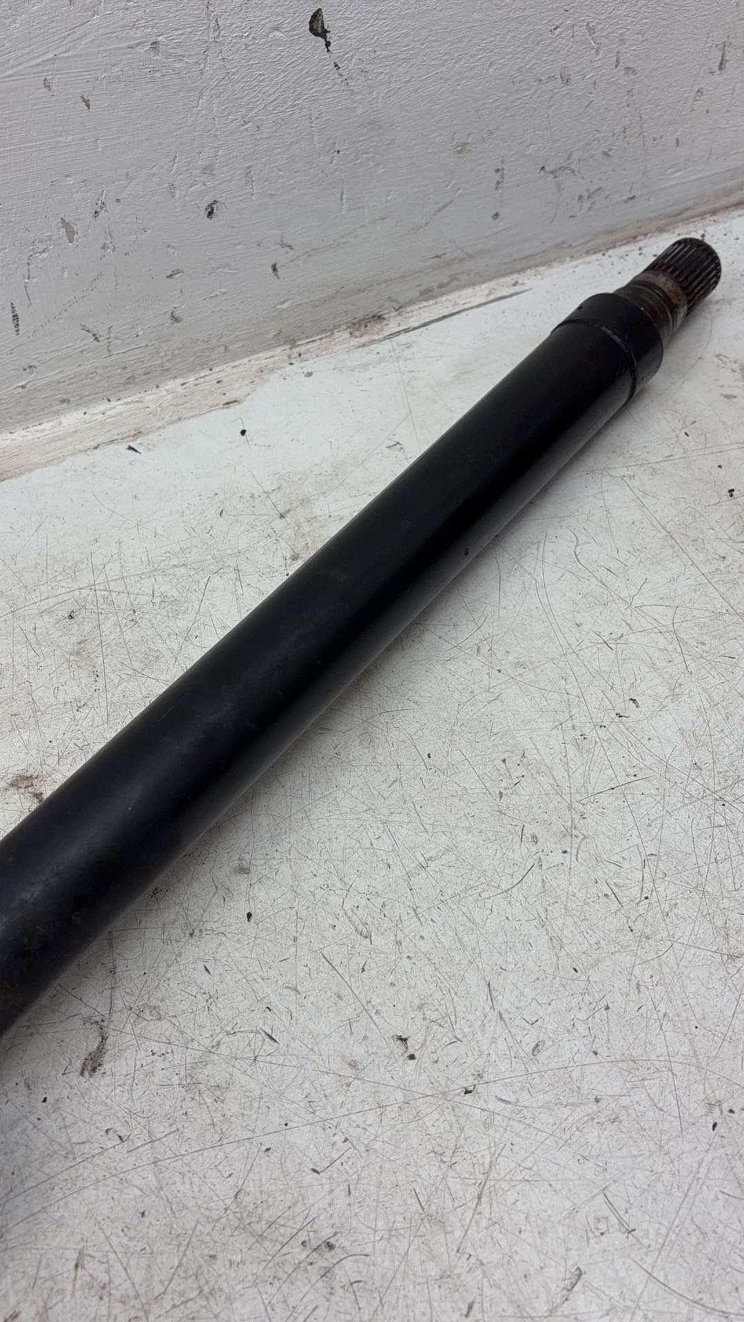 2007 Volvo V70  Estate Left Front Drive Axle 10073303