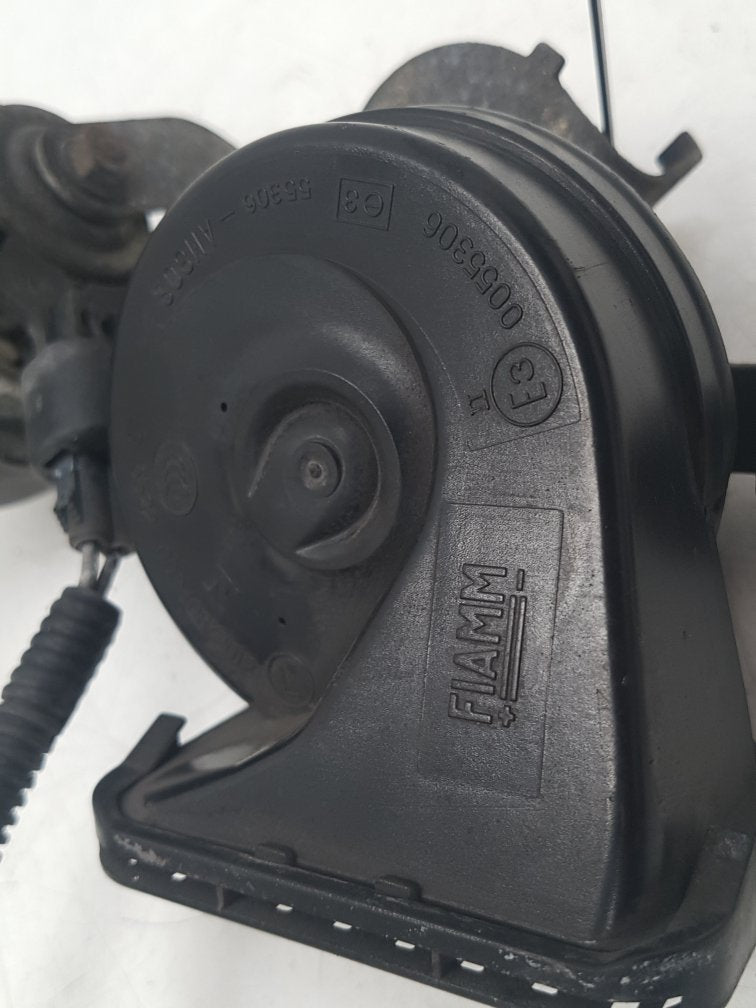 2013 - 2015 Volvo XC60  Estate Horn