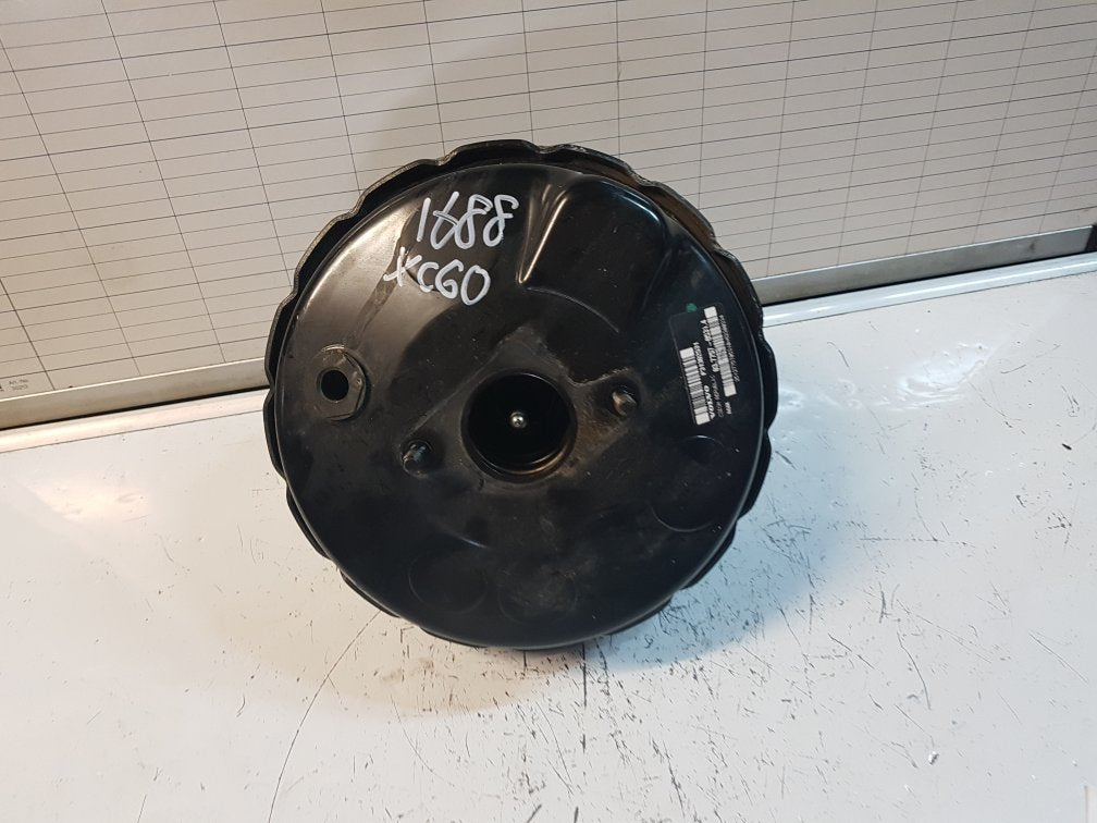 2008 - 2017 Volvo XC60  Estate Brake Booster 31302531