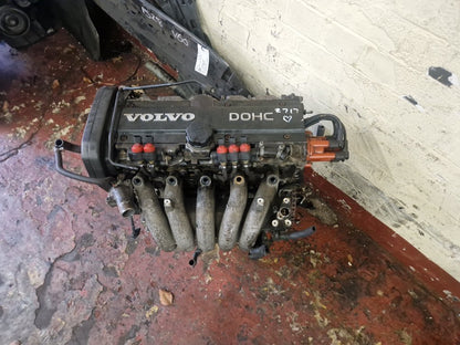 1992 - 1997 Volvo 850  Estate Engine B5252