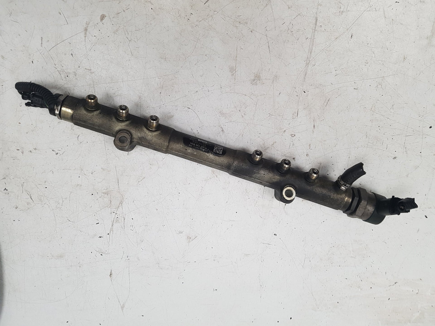 2004 - 2007 Volvo XC70  Estate Injection Rail 0445215023