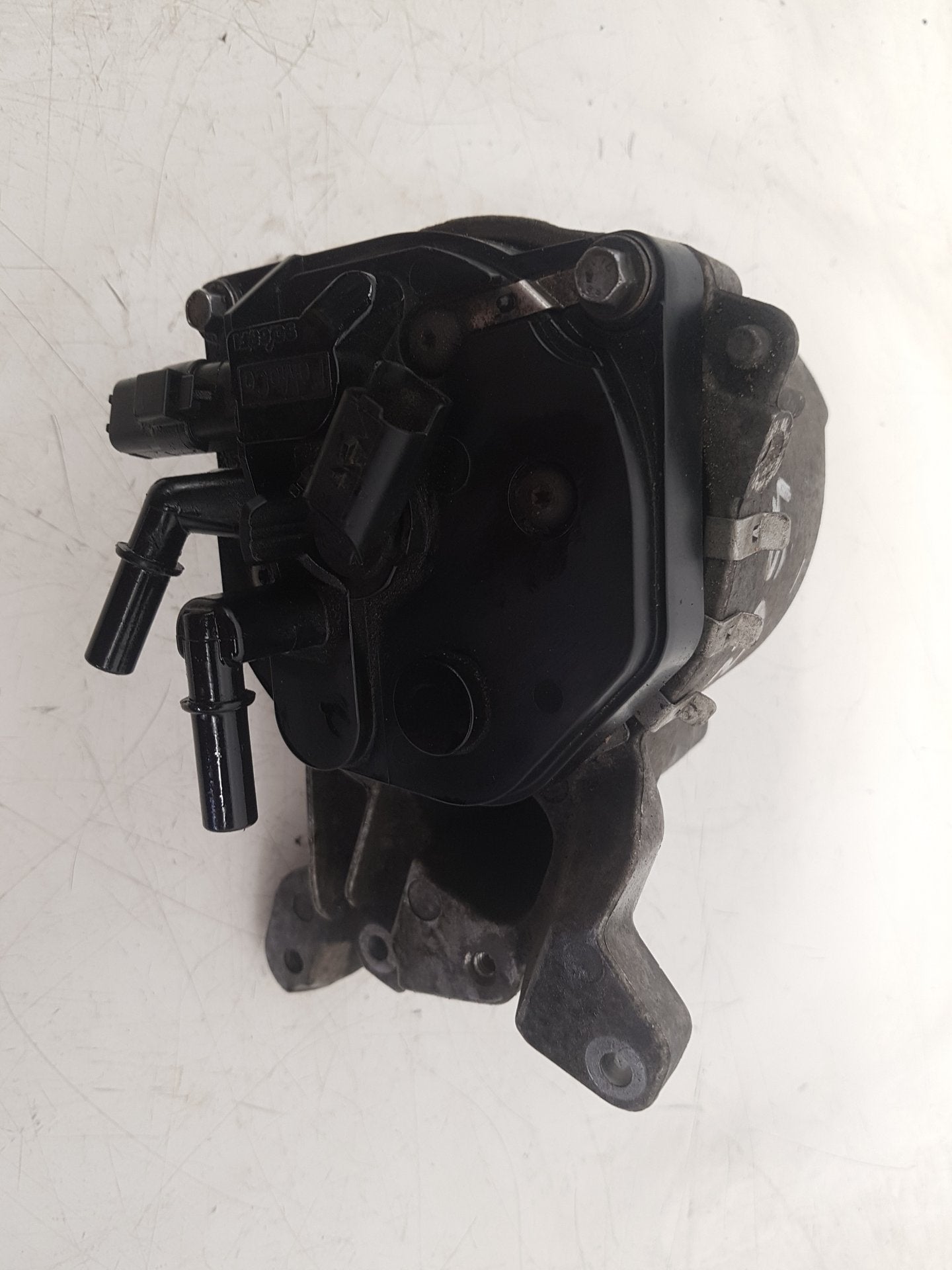 2010 - 2012 Volvo S40  Saloon Fuel Filter Housing AV6Q9180AF