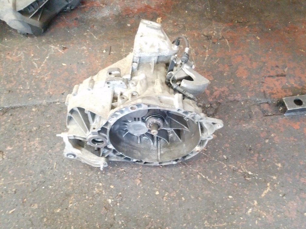 2008 - 2012 Volvo V70  Estate Manual Gearbox 8G9R-7002-RC