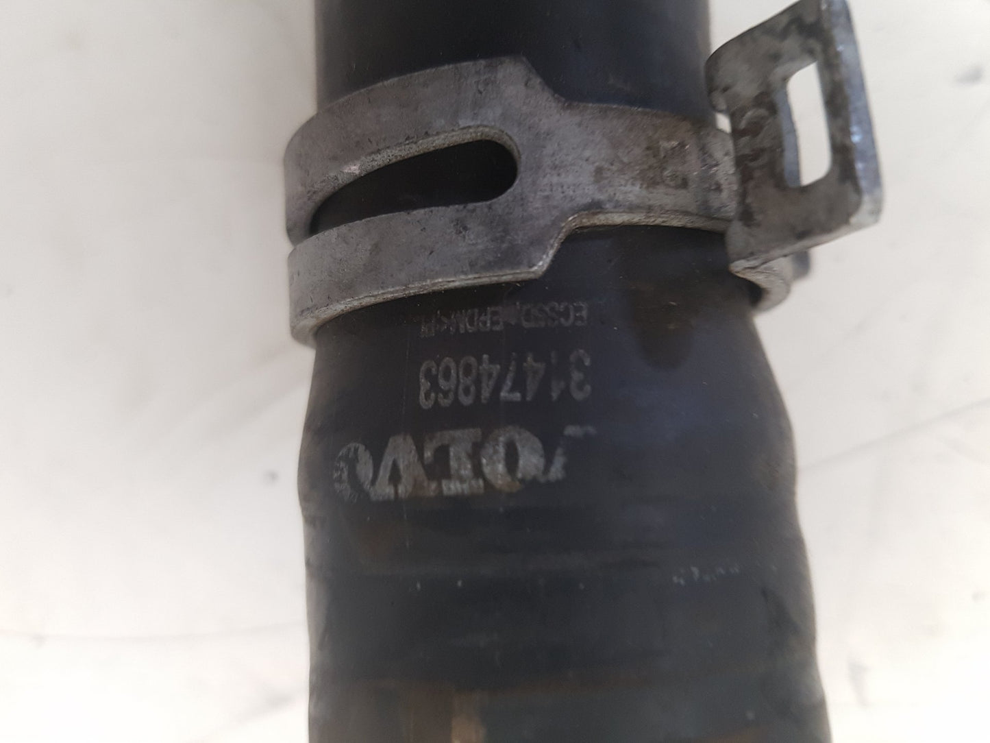 2013 - 2015 Volvo V60  Estate TOP RADIATOR HOSE 31474863