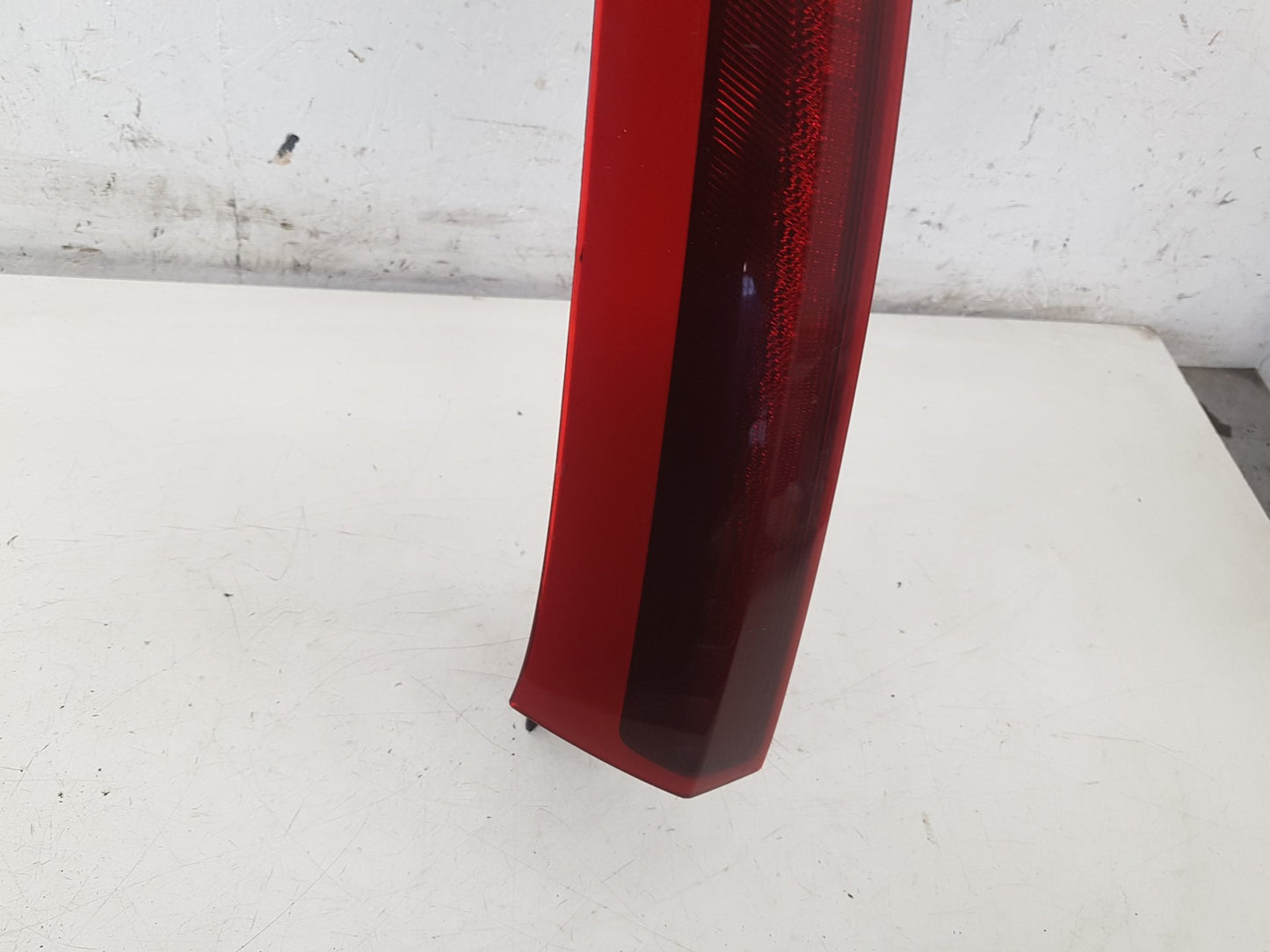 2003 - 2014 Volvo XC90 I 275 Estate REAR/TAIL LIGHT UPPER (PASSENGER SIDE) 30678220