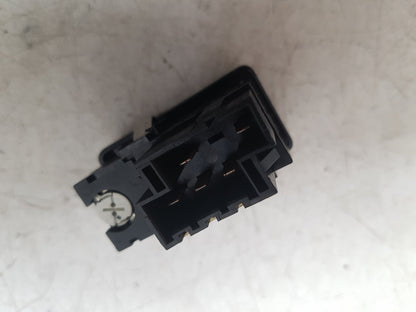 1992 - 1997 Volvo 850  Estate HEATED MIRROR SWITCH 9128263