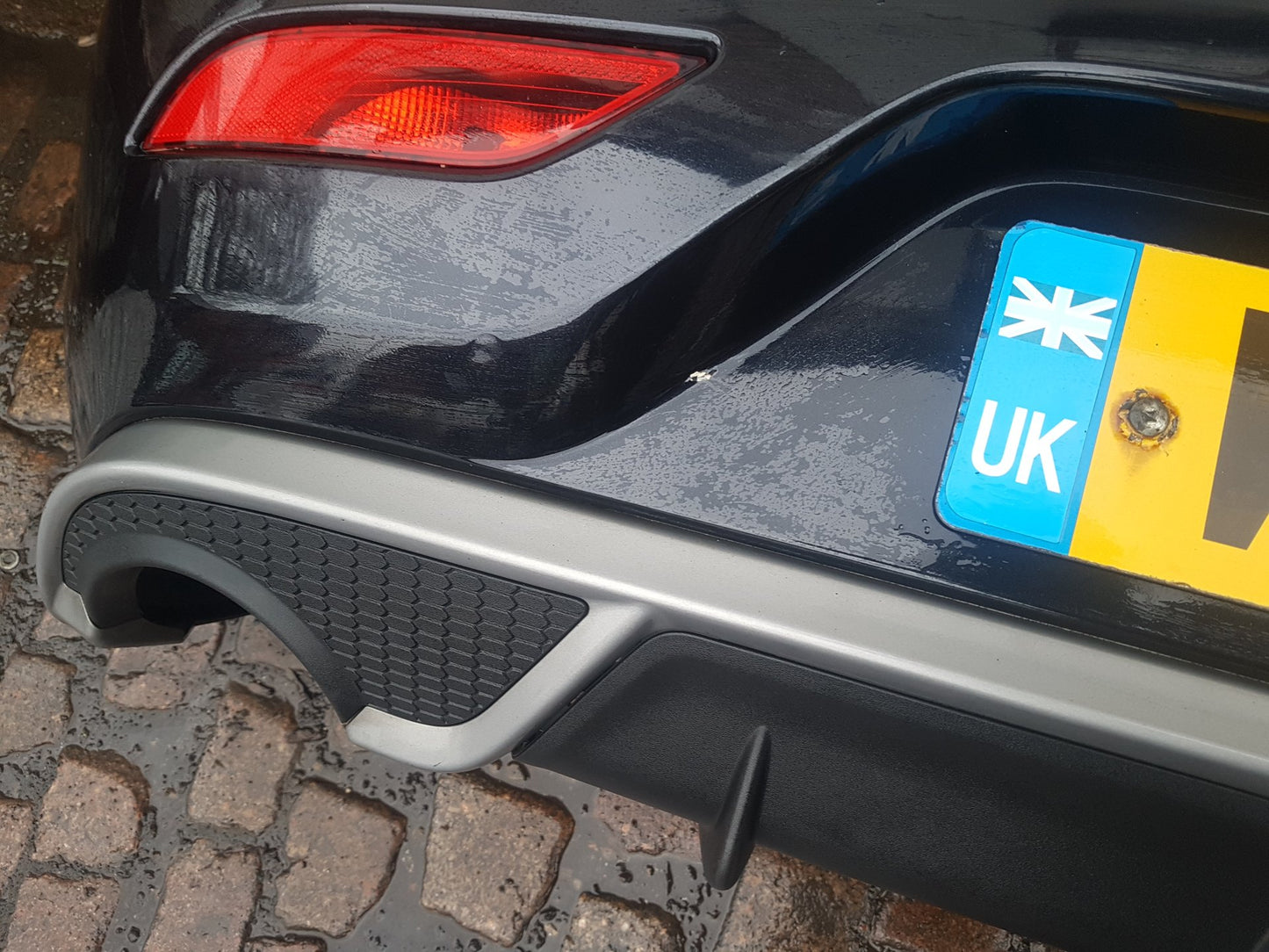 2012 - 2016 Volvo V40  Hatchback Rear Bumper