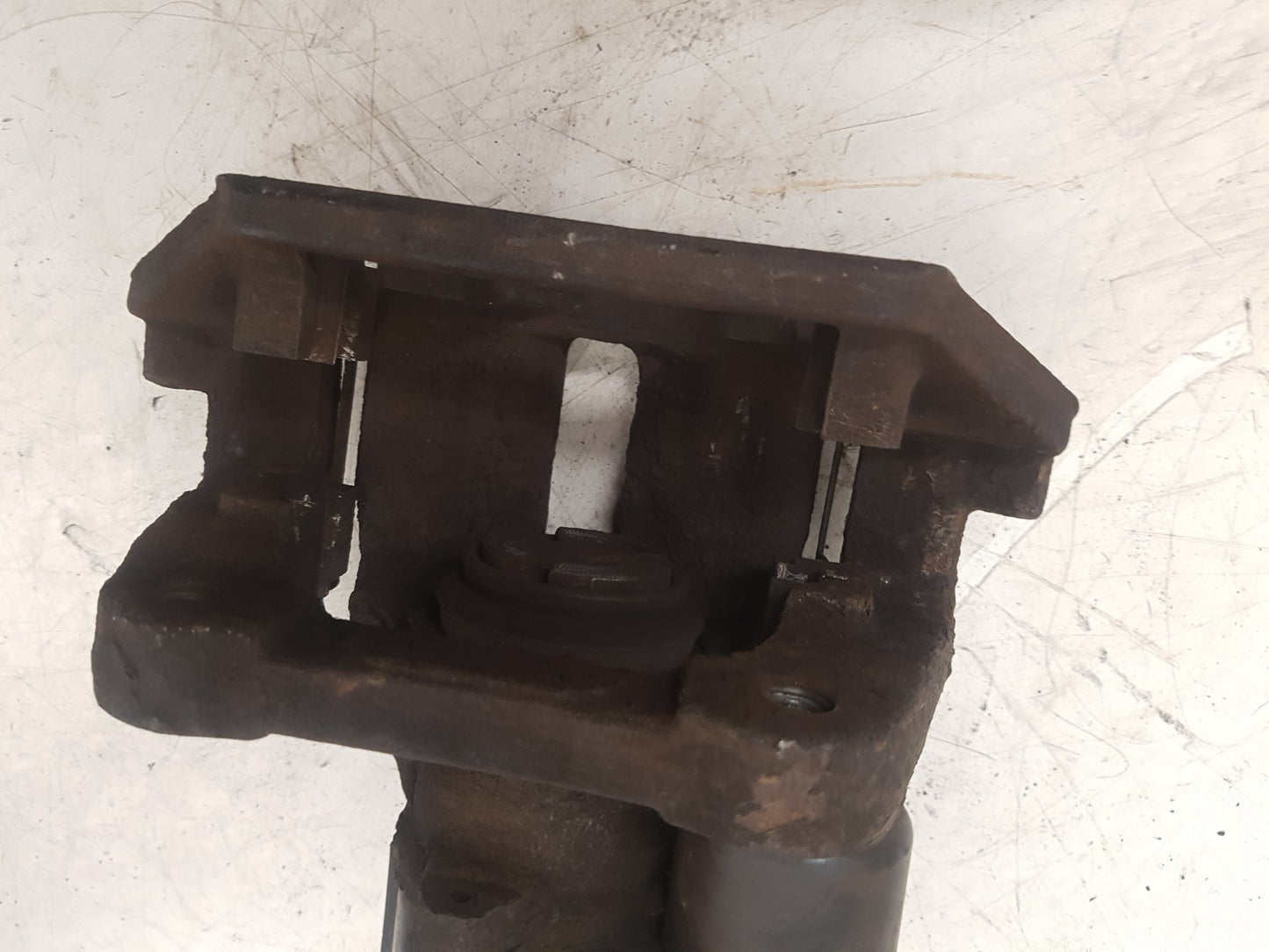 2008 - 2013 Volvo XC60 I 156 Estate Right Rear Caliper 32332594
