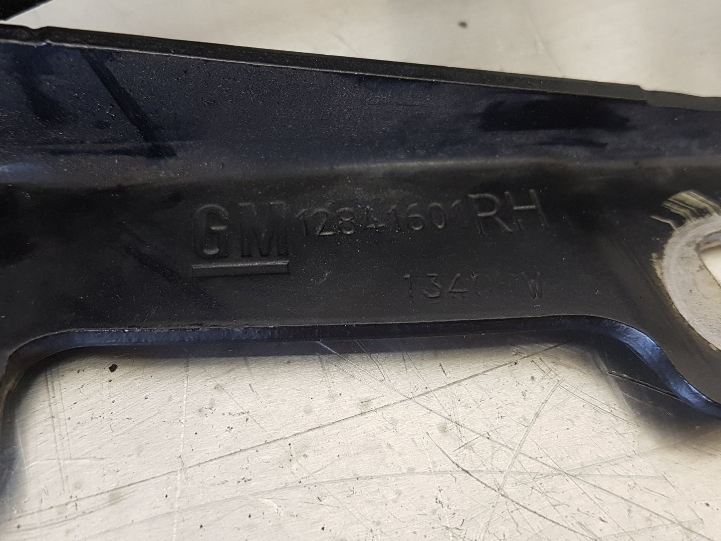 2010 - 2012 Saab 95  Saloon Bonnet Hinge/Strut 12841600