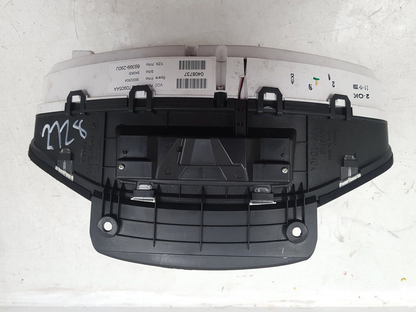 2007 - 2015 Volvo V70  Estate Instrument Cluster 31270905 36002604