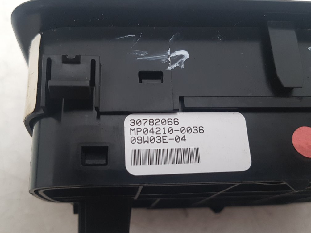 2009 - 2015 Volvo XC60  Estate INFOTAINMENT CONTROL MODULE (ICM) 30782066