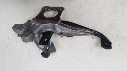 2010 - 2014 Volvo XC60  Estate Brake Pedal 31302349