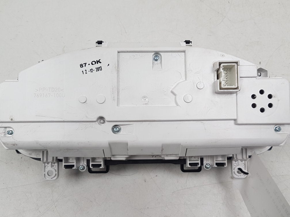 2014 Volvo V40  Hatchback Instrument Cluster 31394175