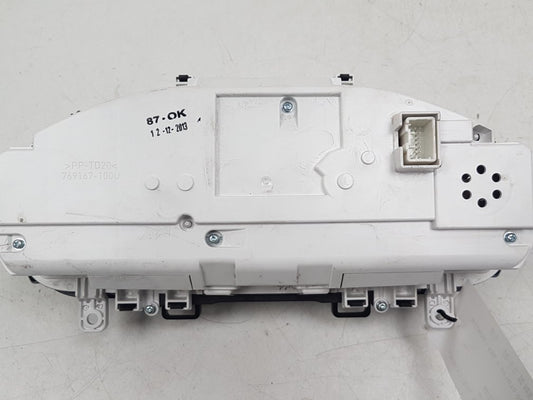 2014 Volvo V40  Hatchback Instrument Cluster 31394175