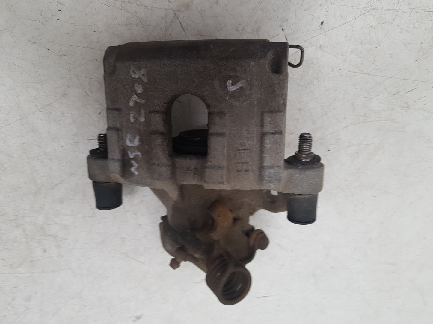 2007 Volvo C70  Convertible Left Rear Caliper 36000902