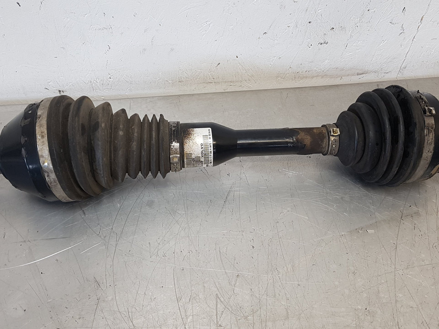 2002 - 2006 Volvo XC90  Estate Left Front Drive Axle 30651435