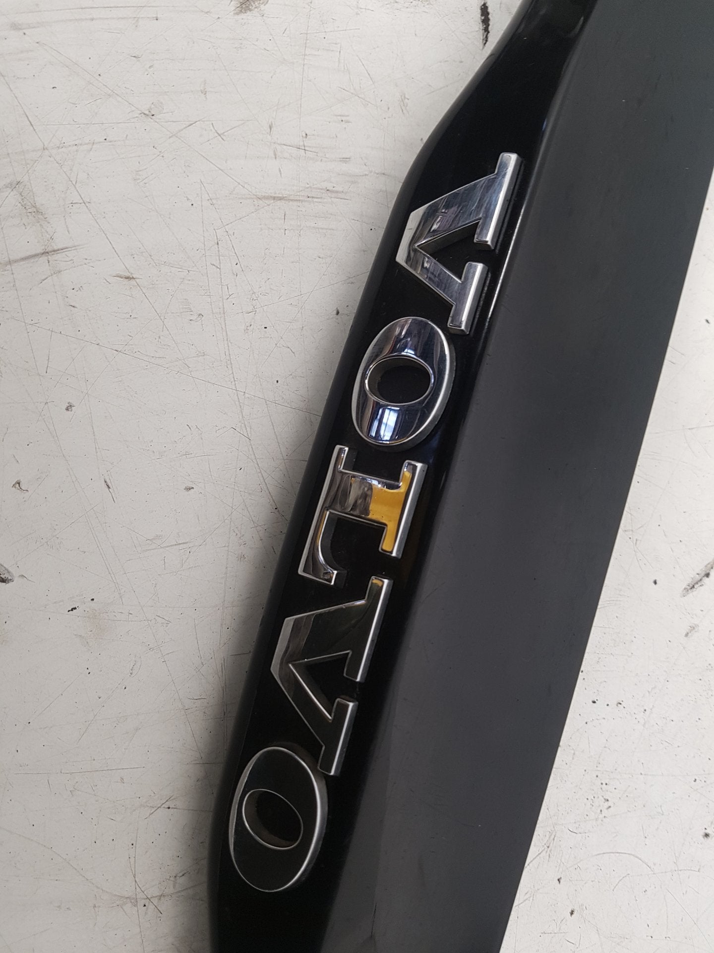 2006 - 2012 Volvo C30  Hatchback TAILGATE HANDLE/ELECTRIC SWITCH 30657234