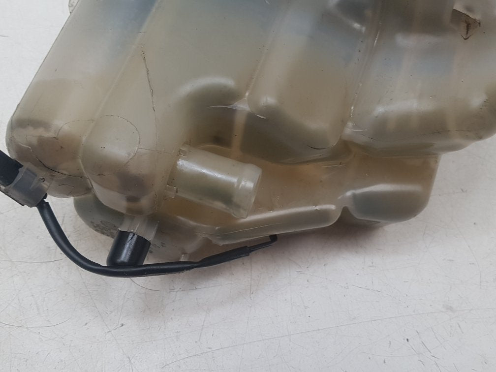 2008 - 2011 Volvo XC60  Estate Radiator Pressure Bottle 6G918K218D2L4A