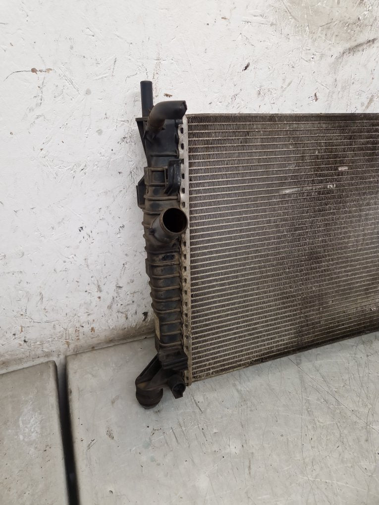 2004 - 2010 Volvo V50   Estate Radiator 3M5H8005TL