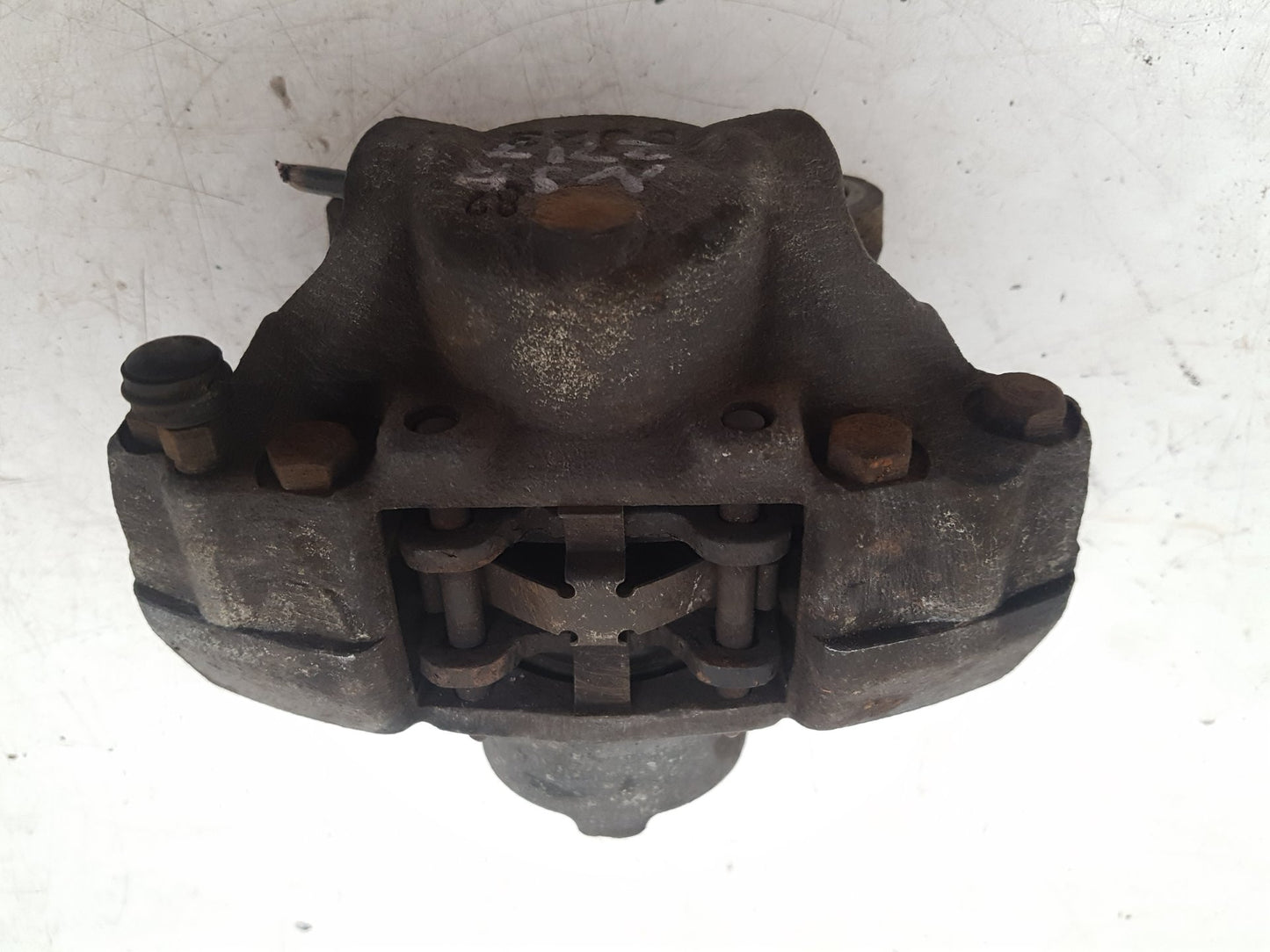 1992 - 1997 Volvo 850  Estate Left Rear Caliper 5003814