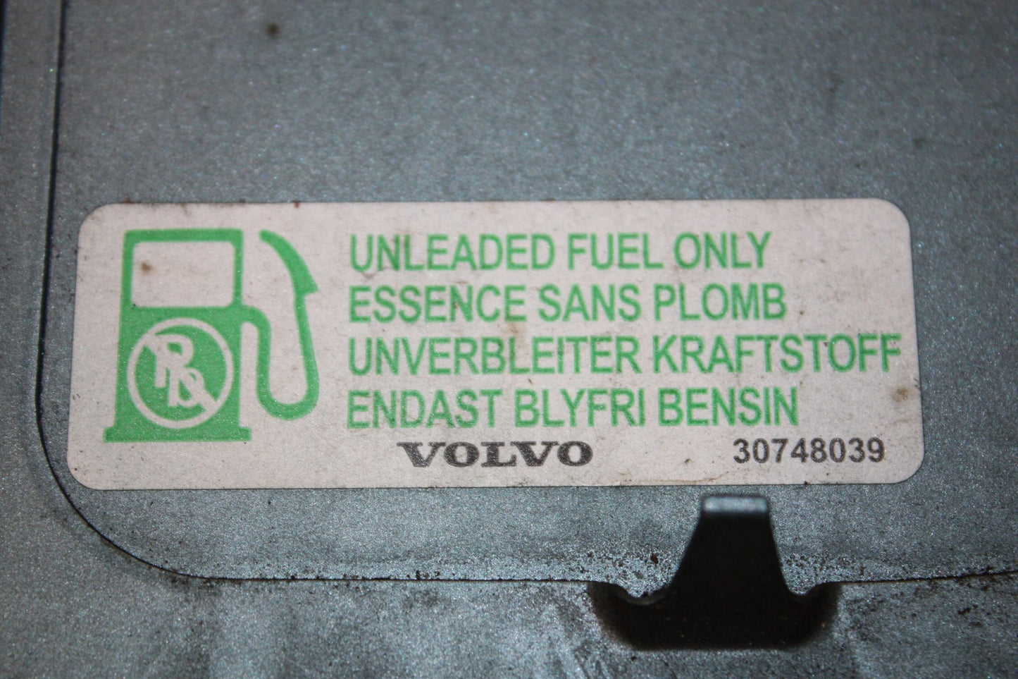 2007 - 2014 Volvo C30   Fuel Filler Door 31217785