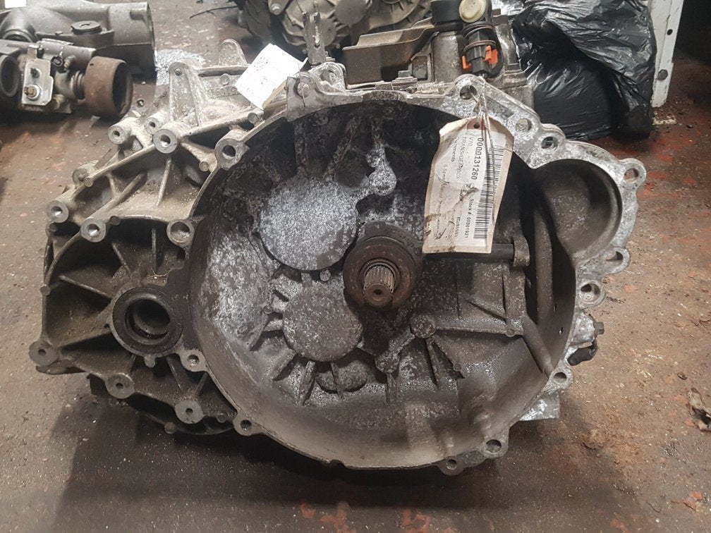 2005 - 2007 Volvo V70   Manual Gearbox 9482432