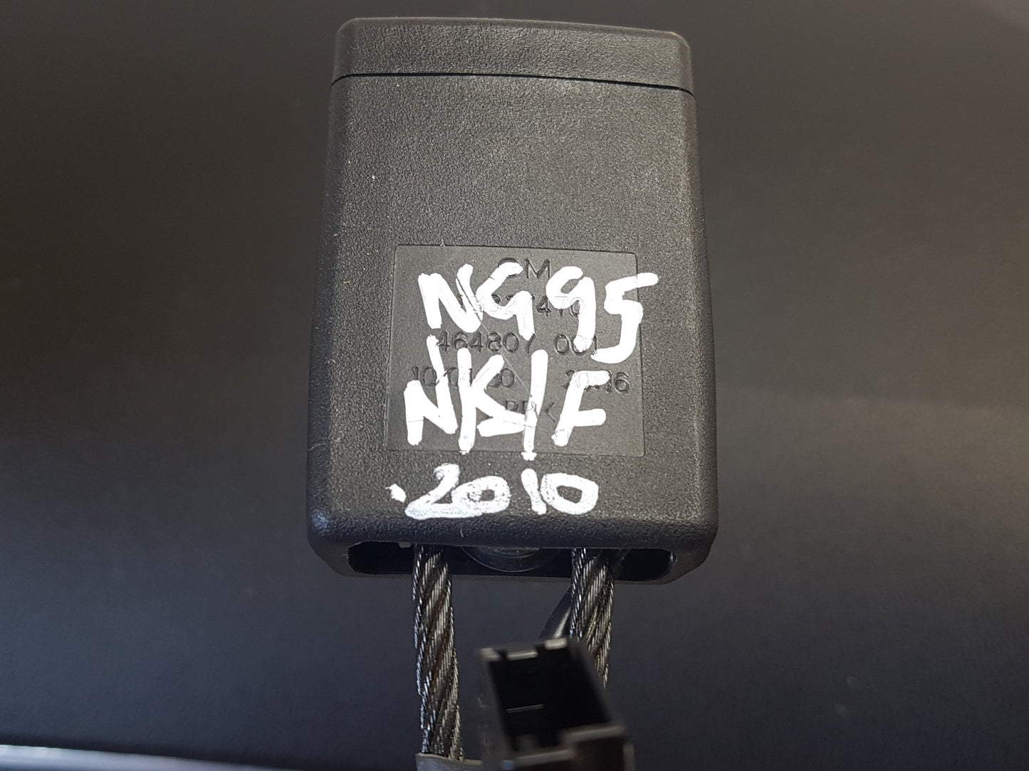 2010 - 2012 Saab 95  Saloon Left Front Seat Belt Stalk 13327470