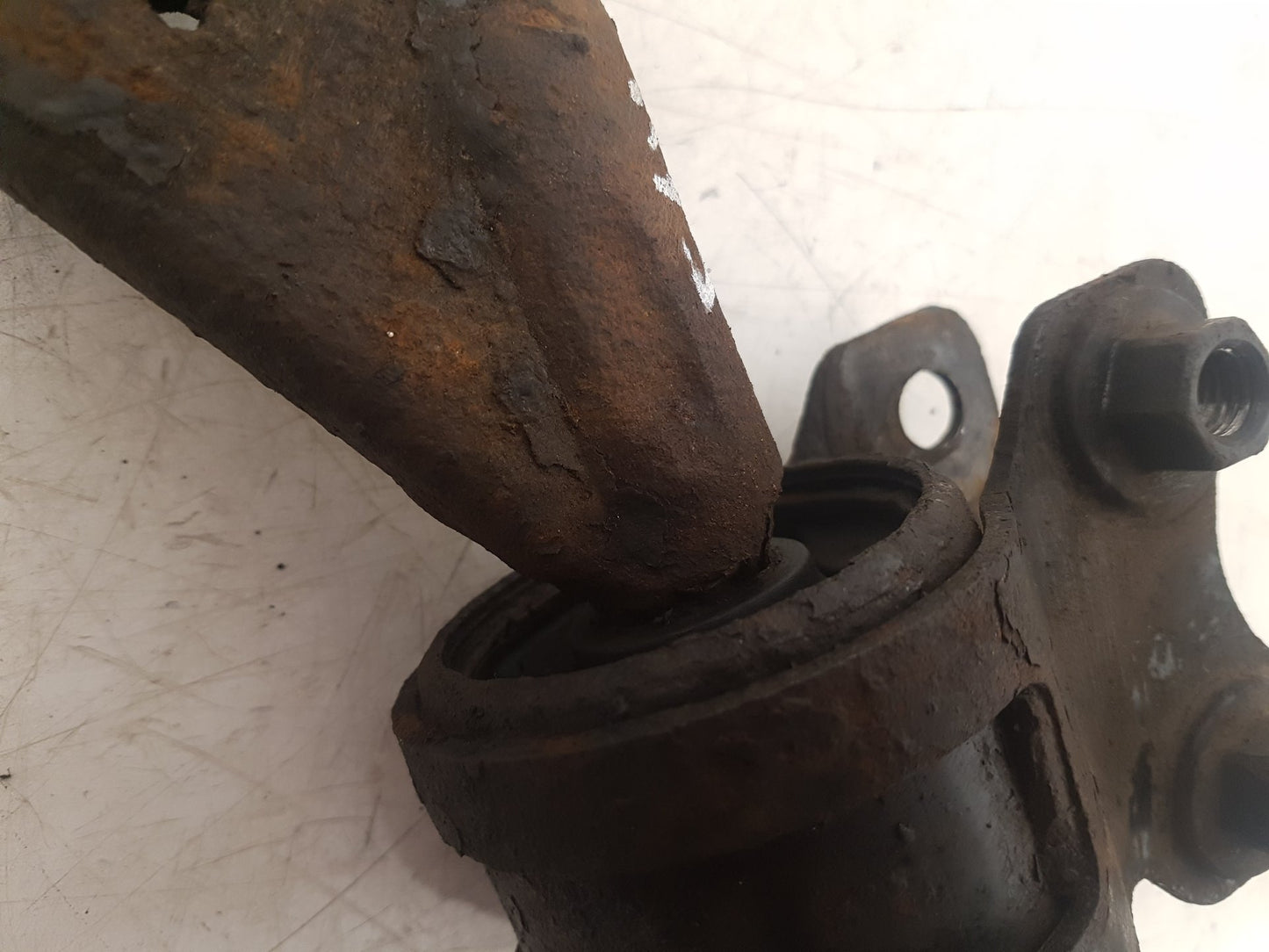 2010 - 2015 Volvo S80 II 124 Saloon Left Front Lower Control Arm 31429321