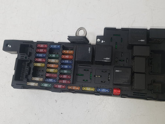 2003 - 2007 Volvo V70  Estate Engine Fuse Box 8645364