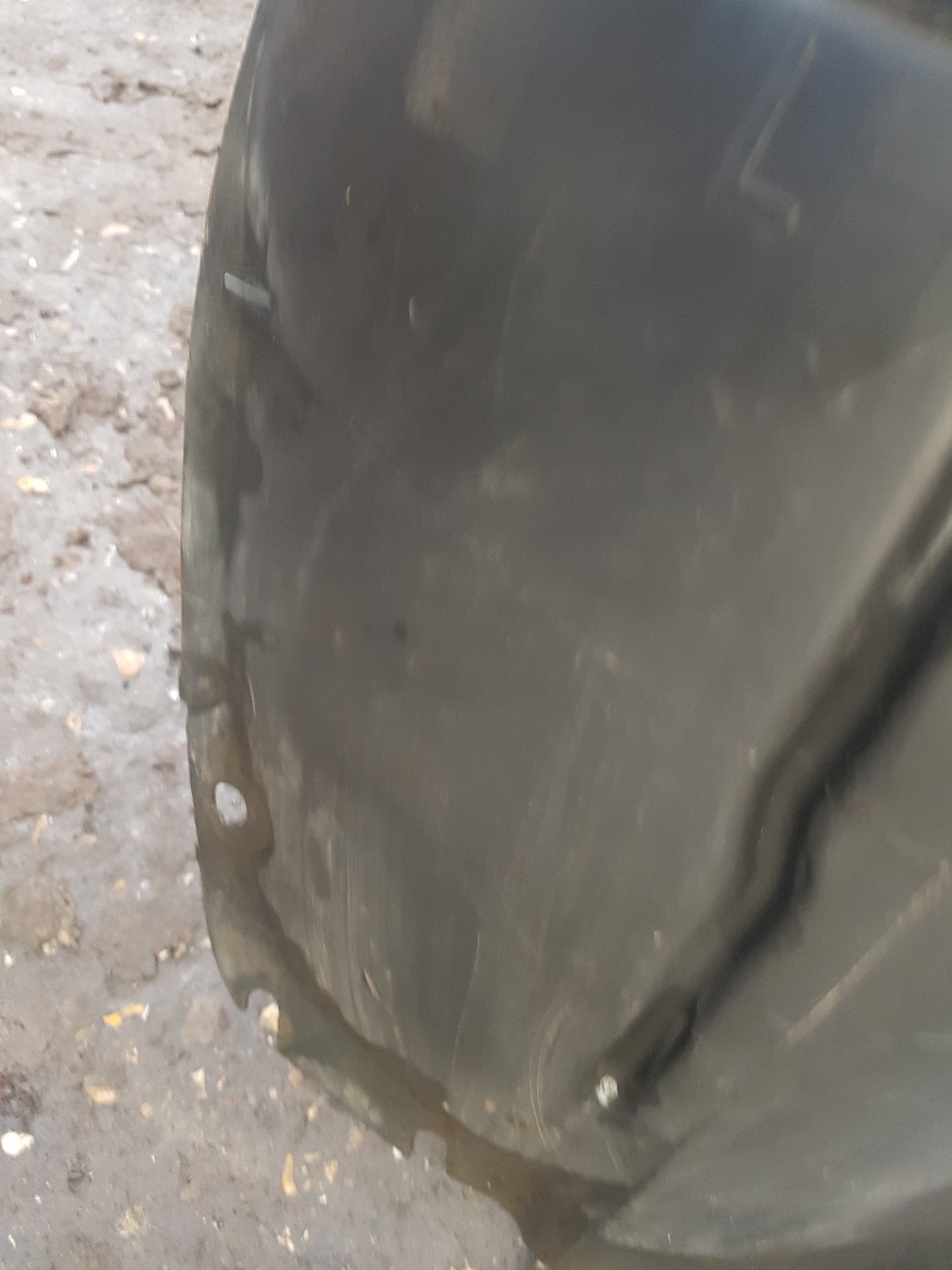 2006 - 2010 Volvo C70  Convertible Left Front Guard Liner 30787469