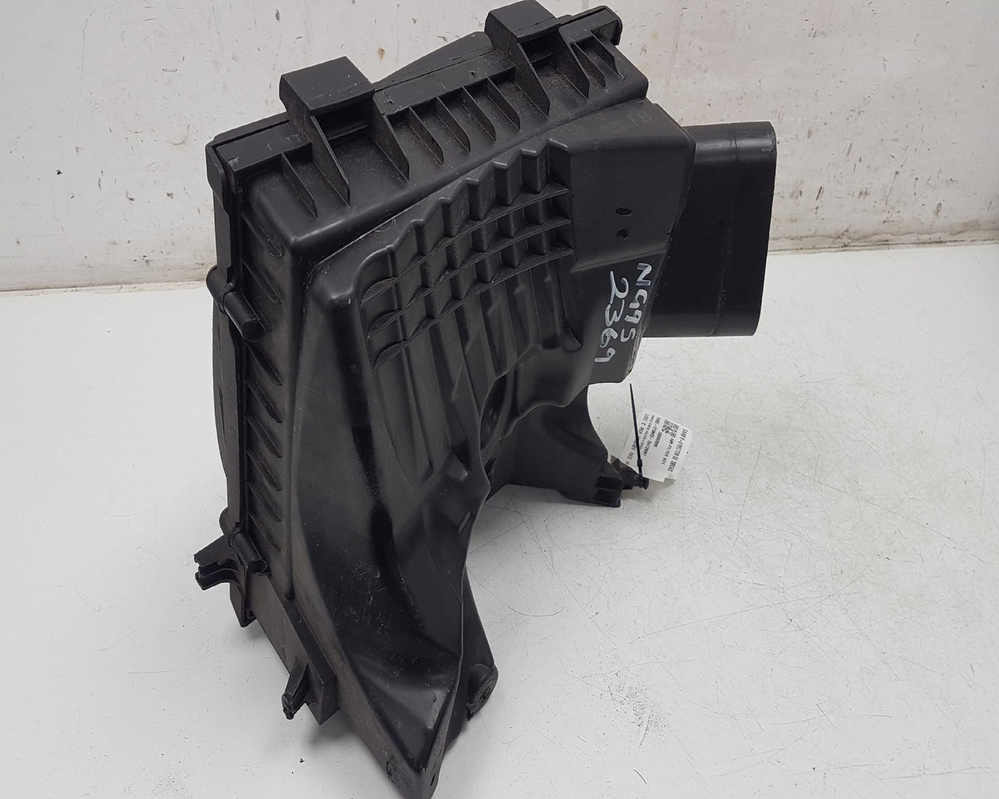 2010 - 2012 Saab 9-5  Saloon Air Filter Box 55560889