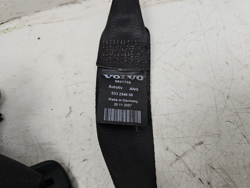 2007 - 2013 Volvo C70  Convertible Right Front Seat Belt 6841706