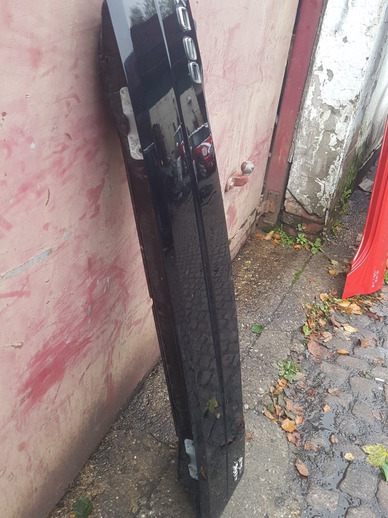2005 - 2012 Volvo XC90  Estate TAILGATE (LOWER) 452 BLACK