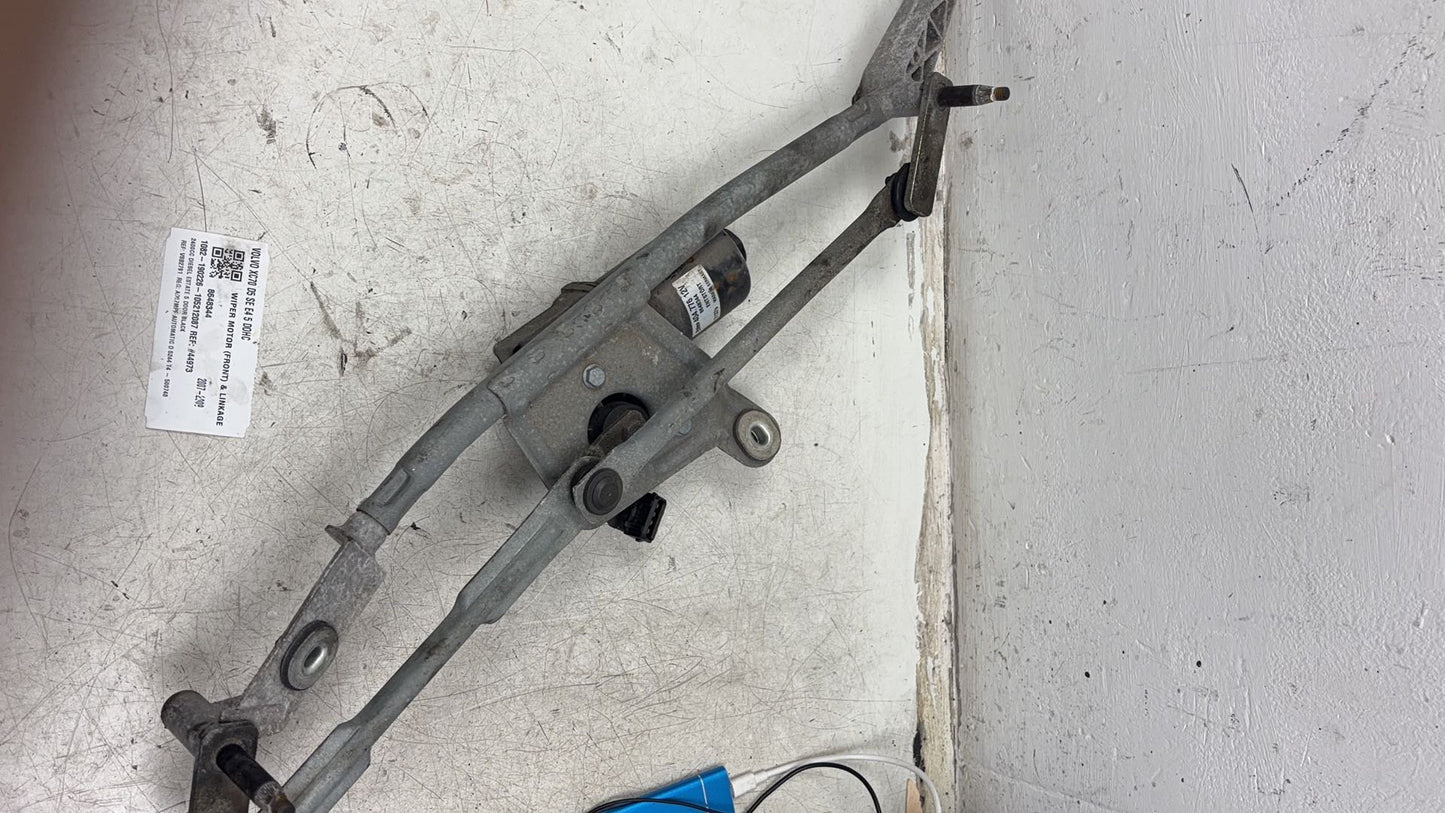 2004 - 2007 Volvo XC70  Estate WIPER MOTOR (FRONT) & LINKAGE 8648344