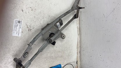 2004 - 2007 Volvo XC70  Estate WIPER MOTOR (FRONT) & LINKAGE 8648344