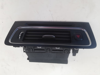 2013 - 2015 Volvo V60  Estate DASHBOARD VENT 1302138 9123681
