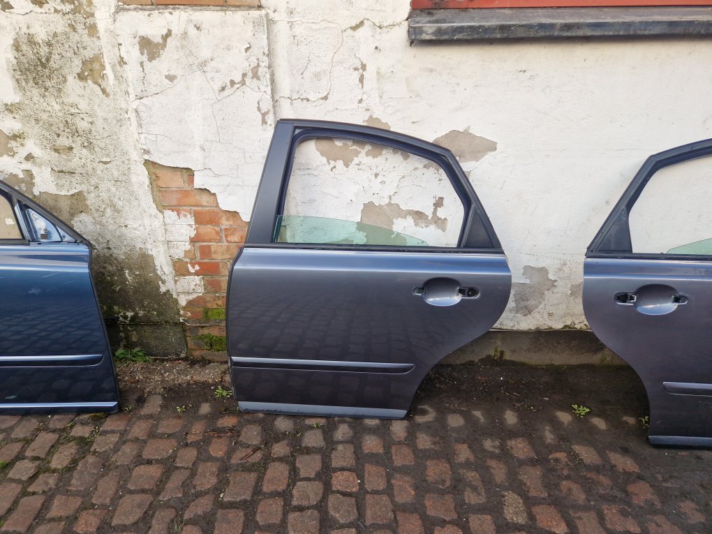 2005 - 2012 Volvo S40  Saloon DOOR - BARE (REAR PASSENGER SIDE) 31335461
