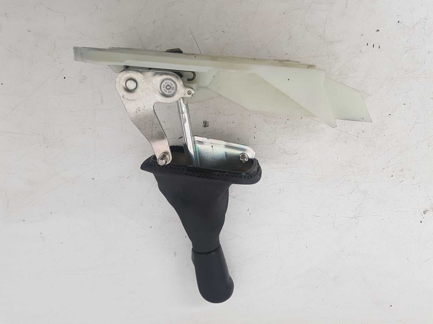 2005 - 2012 Volvo S40  Saloon Gear Stick/Shifter