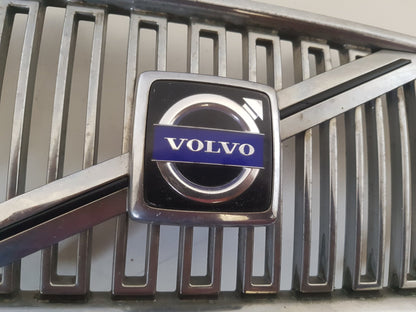 2005 - 2008 Volvo V70  Estate FRONT GRILL 08693346