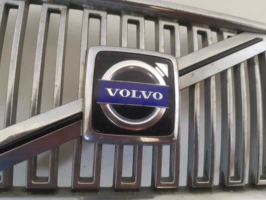 2005 - 2008 Volvo V70  Estate FRONT GRILL 08693346