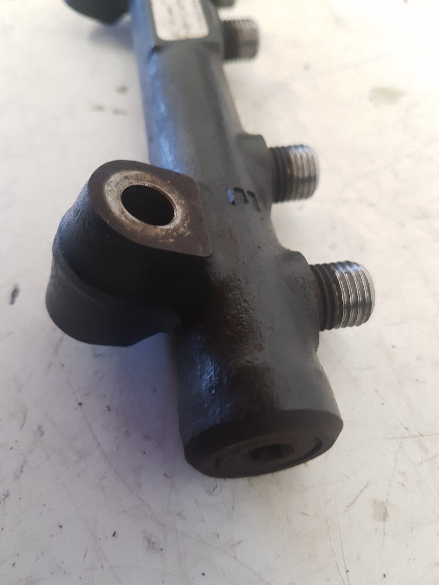 2010-2013 Volvo S60 V40 V60 1.6 D2 Diesel Fuel Rail & Pressure Regulator 112350864